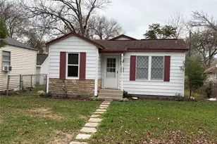 719 16th Ave N, Texas City, TX 77590 - Photo 1