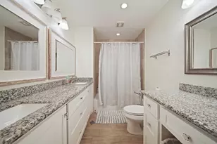 8100 Cambridge St, Houston, TX 77054 - Photo 17