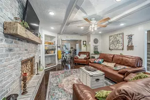 3008 N Pruett St, Baytown, TX 77521 - Photo 9