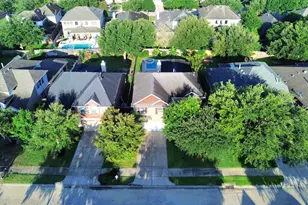 9619 W Amber Bluff Ln, Katy, TX 77494 - Photo 33