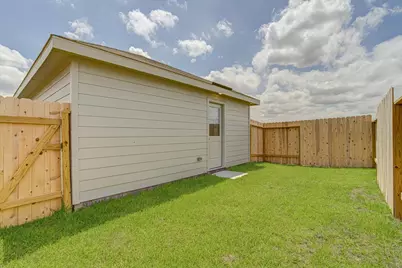 390 Lucia Way, Cleveland, TX 77327 - Photo 37