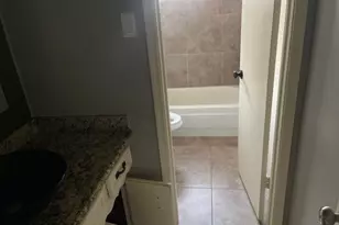 311 Edgeton Ct, Houston, TX 77015 - Photo 9