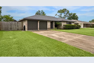 605 Heather Lane, Friendswood, TX 77546 - Photo 31