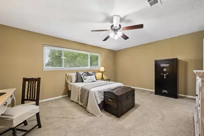 605 Heather Lane, Friendswood, TX 77546 - Photo 15