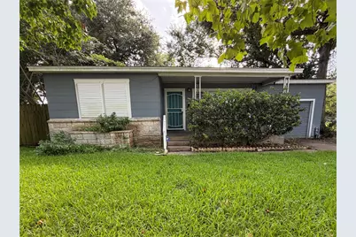 2013 6th Street N, Texas City, TX 77590 - Photo 1