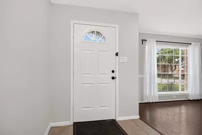9710 Berkshire Trace, Pearland, TX 77584 - Photo 3