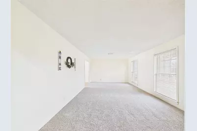 205 Narcissus Street, Lake Jackson, TX 77566 - Photo 7