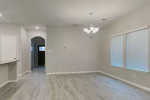 227 Murrieta Ln, Rosharon, TX 77583 - Photo 7