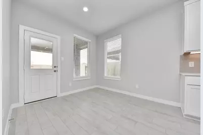 11811 Royal Willow Lane, Houston, TX 77066 - Photo 13