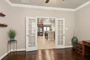 11 Whispering Thicket Pl, The Woodlands, TX 77375 - Photo 11