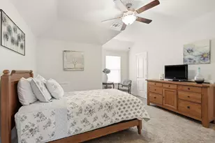 11 Whispering Thicket Pl, The Woodlands, TX 77375 - Photo 33