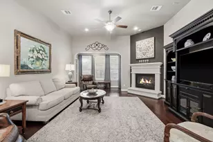 11 Whispering Thicket Pl, The Woodlands, TX 77375 - Photo 19