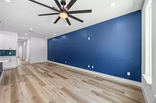 8531 Rinn St, Houston, TX 77078 - Photo 3