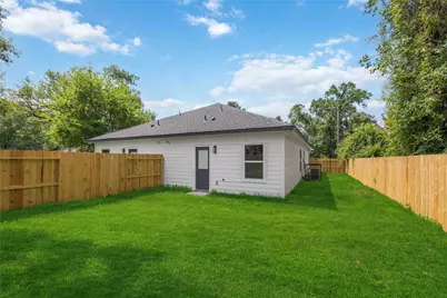 8531 Rinn Street #B, Houston, TX 77078 - Photo 31