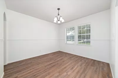 8914 Parlin Ridge Drive, Houston, TX 77040 - Photo 7