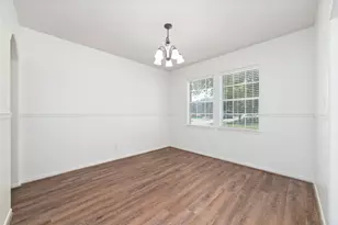 8914 Parlin Ridge Dr, Houston, TX 77040 - Photo 7
