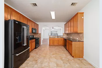 8914 Parlin Ridge Drive, Houston, TX 77040 - Photo 11