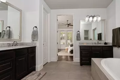 55 Twin Ponds Place, The Woodlands, TX 77375 - Photo 19