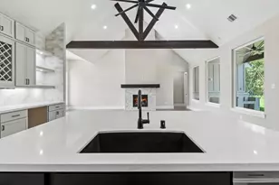 413 S Garrett Circle, Bellville, TX 77418 - Photo 15