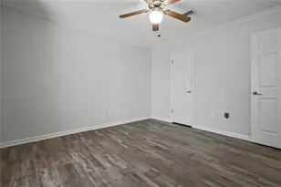 2102 Candy St, Pinehurst, TX 77362 - Photo 33