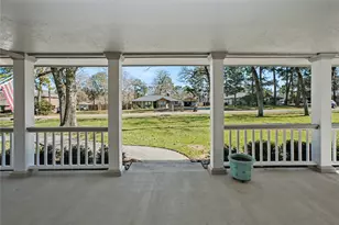 2102 Candy St, Pinehurst, TX 77362 - Photo 9