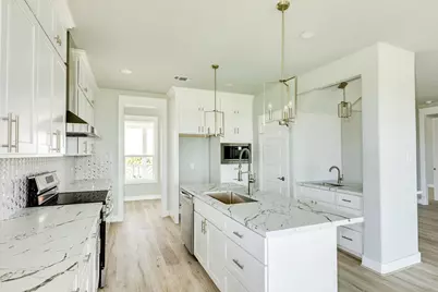 18821 Warrior Road, Galveston, TX 77554 - Photo 17