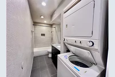 10047 Westpark Drive #18, Houston, TX 77042 - Photo 9