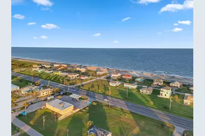 16530 Lewis Scott Road, Jamaica Beach, TX 77554 - Photo 39