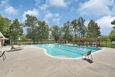 12818 Mossy Knoll Drive, Houston, TX 77044 - Photo 29