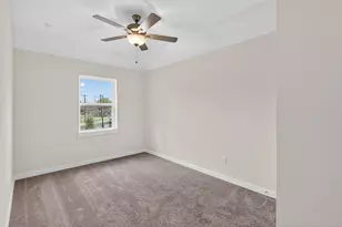 9118 Highland Northern Wy, Houston, TX 77088 - Photo 19