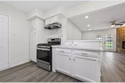 26522 Hillside Drive, Oak Ridge North, TX 77386 - Photo 17