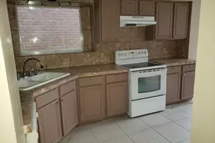 6649 Queensclub Dr, Houston, TX 77069 - Photo 13
