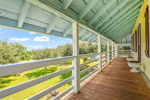 813 Nelson Ave, Port Bolivar, TX 77650 - Photo 25