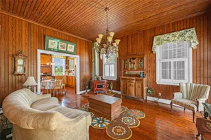 813 Nelson Ave, Port Bolivar, TX 77650 - Photo 7