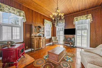 813 Nelson Avenue, Port Bolivar, TX 77650 - Photo 9