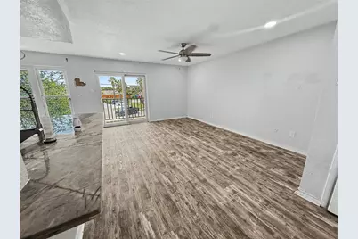 3220 69th Street #B12, Galveston, TX 77551 - Photo 5