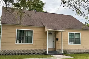 2106 Utah St, Baytown, TX 77520 - Photo 11