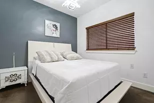 2220 Bastrop St, Houston, TX 77003 - Photo 7