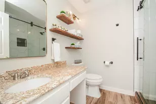 19 Oakmere Pl, Sugar Land, TX 77479 - Photo 21