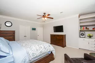 19 Oakmere Pl, Sugar Land, TX 77479 - Photo 13