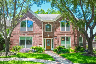 19 Oakmere Place, Sugar Land, TX 77479 - Photo 1