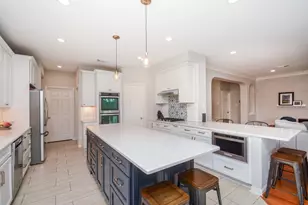 19 Oakmere Pl, Sugar Land, TX 77479 - Photo 3