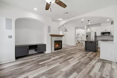 18 Cloud Bank Place, The Woodlands, TX 77382 - Photo 11