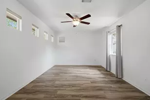 18 Cloud Bank Pl, The Woodlands, TX 77382 - Photo 23