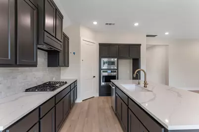 8143 Fenway Heights Dr, The Woodlands, TX 77389 - Photo 3