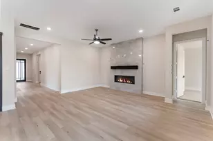 8143 Fenway Hts Dr, The Woodlands, TX 77389 - Photo 9