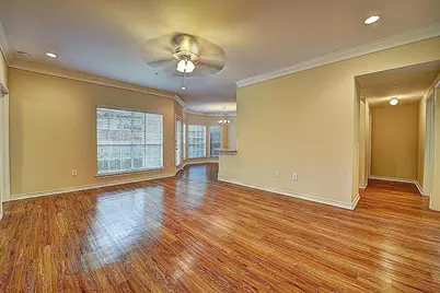 1919 Post Oak Park Drive #2106, Houston, TX 77027 - Photo 7