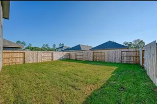 1319 Vincente Ct, Conroe, TX 77301 - Photo 9