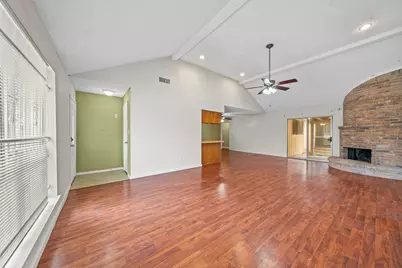 10714 Sherburne Drive, Houston, TX 77072 - Photo 7