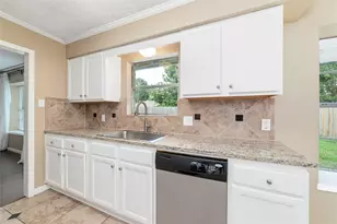 17118 Camberwell Green Ln, Houston, TX 77070 - Photo 7